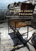 Cover: Curating Under Pressure - Routledge