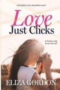 Cover: Love Just Clicks - Jennifer Sommersby Young