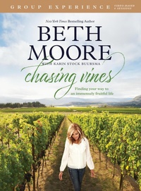 Enlarge image Cover: Chasing Vines Group Experience - Tyndale Momentum