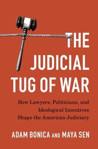 Abbildung von: The Judicial Tug of War - Cambridge University Press
