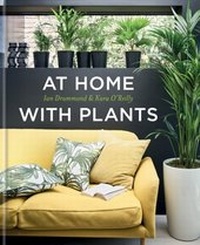 Abbildung von: At Home with Plants - MITCHELL BEAZLEY