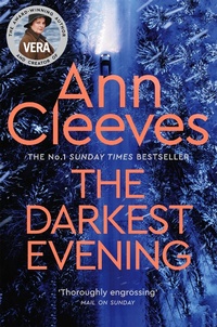 Abbildung von: The Darkest Evening - Pan Books