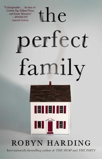 Enlarge image Cover: The Perfect Family - Gallery