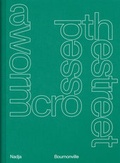 Cover: A worm crossed the street - Fotohofedition