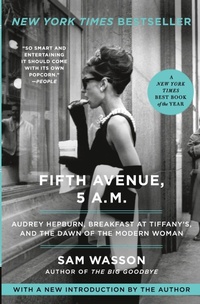 Abbildung von: Fifth Avenue, 5 A.M. - HarperPerennial