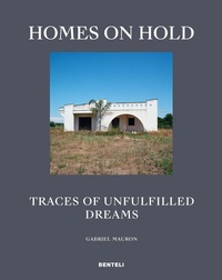 Abbildung von: Homes on Hold - Benteli