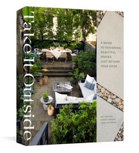 Abbildung von: Take It Outside - Random House Inc