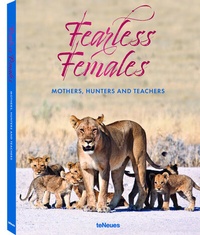 Enlarge image Cover: Fearless Females - teNeues Verlag ein Imprint des Gestalten Verlags
