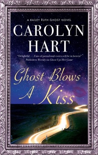 Abbildung von: Ghost Blows a Kiss - Severn House