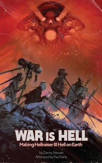 Abbildung von: War Is Hell (hardback) - BEARMANOR MEDIA