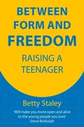 Cover: Between Form and Freedom - Hawthorn Press