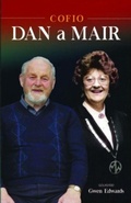 Cover: Cofio Mair Penri a Dan Puw - Gwasg Carreg Gwalch