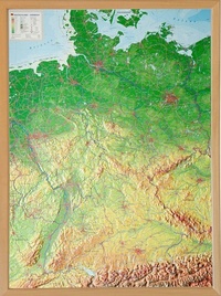 Abbildung von: Relief Deutschland 1:1.2MIO mit Naturholzrahmen - georelief Vertriebs GbR