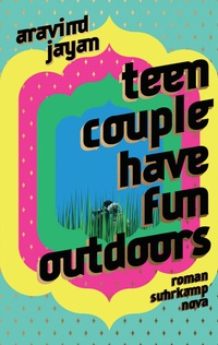 Abbildung von: Teen Couple Have Fun Outdoors - Suhrkamp