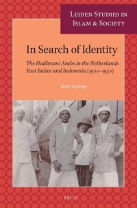 Enlarge image Cover: In Search of Identity - Brill