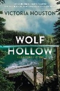 Cover: Wolf Hollow - Crooked Lane Books