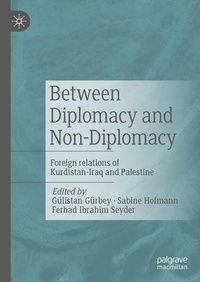 Bild: Between Diplomacy and Non-Diplomacy - Palgrave Macmillan