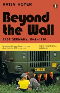 Abbildung von: Beyond the Wall - Penguin Books Ltd