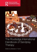 Bild: The Routledge International Handbook of Sandplay Therapy - Routledge