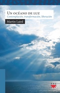 Cover: Un oc&eacute;ano de luz - PPC Editorial