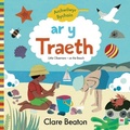 Cover: Archwilwyr Bychain: Ar y Traeth / On the Beach - Rily Publications Ltd