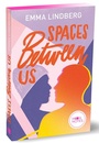 Bild: Spaces between us - Moon Notes