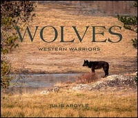 Abbildung von: Wolves: Western Warriors - Gibbs Smith