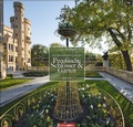 Cover: Ein Spaziergang durch Preu&szlig;ische Schl&ouml;sser und G&auml;rten Kalender 2024. Wandkalender mit 12 Fotos romantischer Schloss-G&auml;rten. Fotokalender im Format 48 x 46 cm f&uuml;r das Jahr - Weingarten