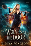 Cover: Wolves at the Door (Paranormal House Flippers, #2) - Paranormal House Flippers