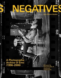 Abbildung von: Negatives - Chronicle Books