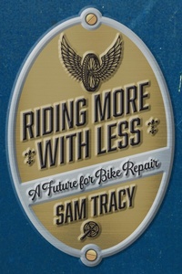 Abbildung von: Riding More with Less - PM Press