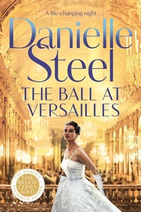 Abbildung von: The Ball at Versailles - Macmillan