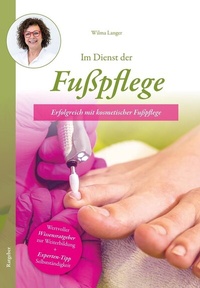 Abbildung von: Im Dienst der Fußpflege - Wilma Langer