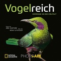 Cover: National Geographic Bildband: Vogelreich. 300 ber&uuml;hrende Fotografien vom Aussterben bedrohter V&ouml;gel. - National Geographic Deutschland