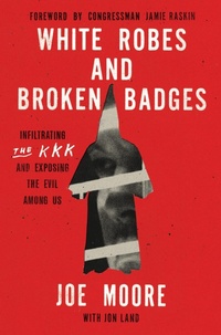 Abbildung von: White Robes and Broken Badges - Collins