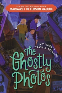 Abbildung von: Mysteries of Trash and Treasure: The Ghostly Photos - Collins