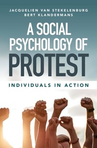 Abbildung von: A Social Psychology of Protest - Cambridge University Press