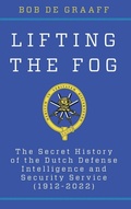 Cover: Lifting the Fog - Rowman & Littlefield Publishers