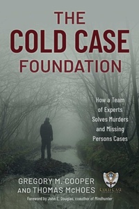 Enlarge image Cover: The Cold Case Foundation - Globe Pequot Press