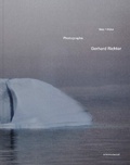 Cover: Photographs - Schirmer Mosel