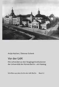 Enlarge image Cover: Vor der UdK - Universität der Künste Berlin