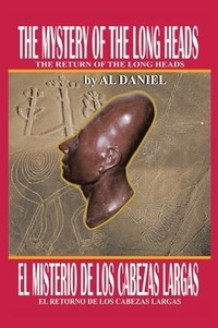 Abbildung von: The Mystery Of The Long Heads - Expresso Publishing