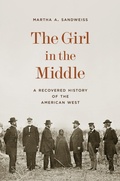 Abbildung von: The Girl in the Middle - Princeton University Press