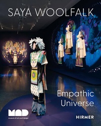 Abbildung von: Saya Woolfalk - Hirmer