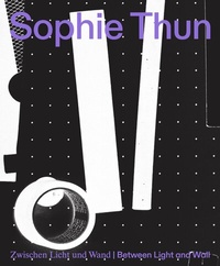 Abbildung von: Zwischen Licht und Wand | Between Light and Wall - DISTANZ Verlag