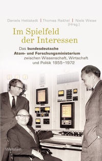 Abbildung von: Im Spielfeld der Interessen - Wallstein