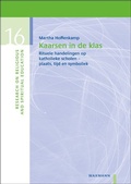 Cover: Kaarsen in de klas - Waxmann