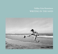 Abbildung von: Writing In The Sand - Dewi Lewis Publishing