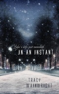 Cover: In an Instant - Prism Lux