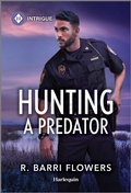 Cover: Hunting a Predator - HARLEQUIN INTRIGUE